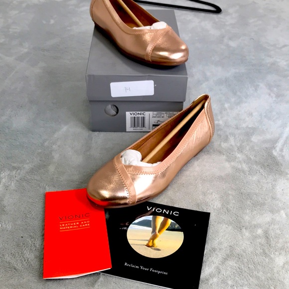 Vionic Caroll Ballet Flat Rose Gold Leather 6.5 M New in box - Picture 1 of 10